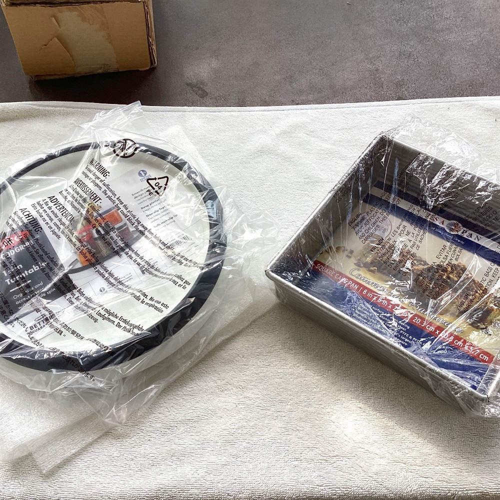 Oxo & USA Pan Bundle